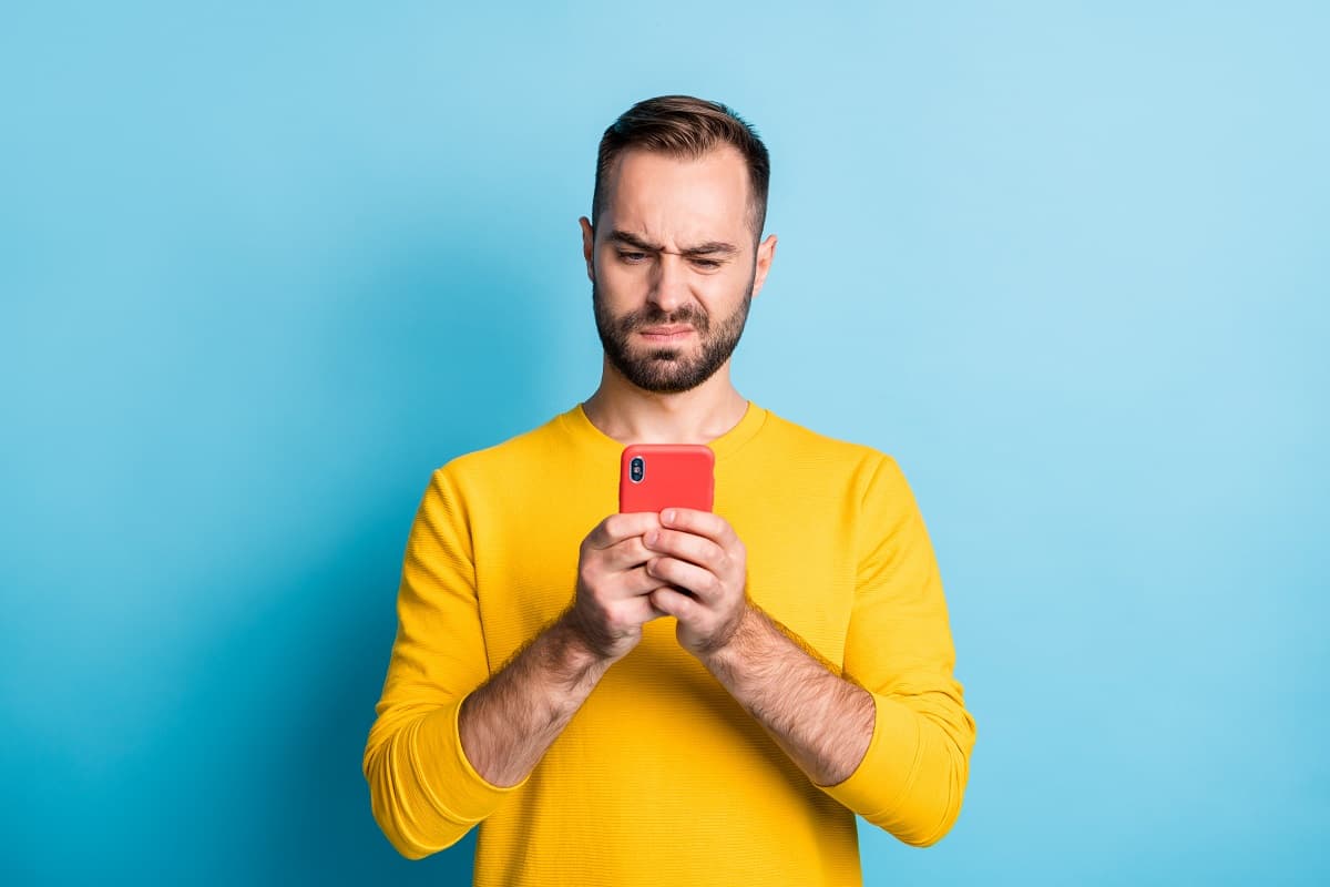 Homme pas content de son iPhone et de Siri, lance procès contre Apple et  écoutes abusives